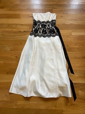 Jessica McClintock Strapless Ivory Prom Dress with Black Lace Waist